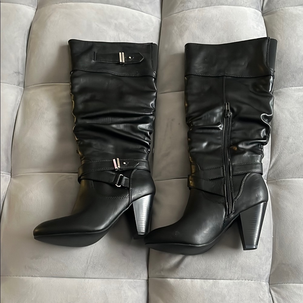 “Rampage Boots- Black Womens 7.5”